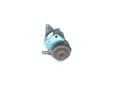 OMC PUMP WITH BRACKET 910172