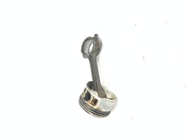 USED: Mercury connecting rod +piston and rings complete