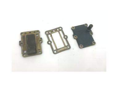USED: Yamaha 6E0 special model exhaust cover complete